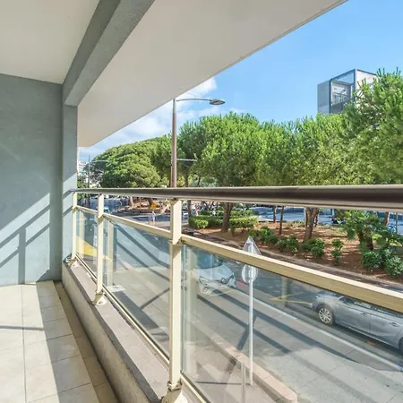 Air Conditioned With A Balcony - - Welkeys